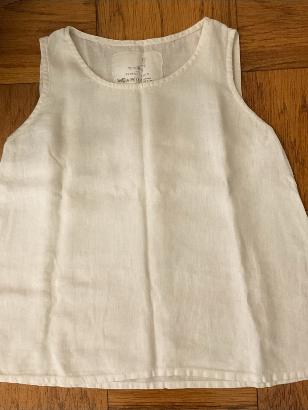 notPERFECTLINEN  Prague Swing White Linen Tank Top